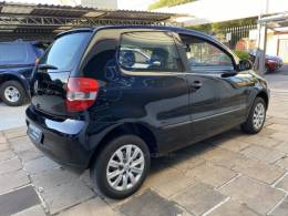 VOLKSWAGEN - FOX - 2008/2009 - Preta - R$ 25.500,00