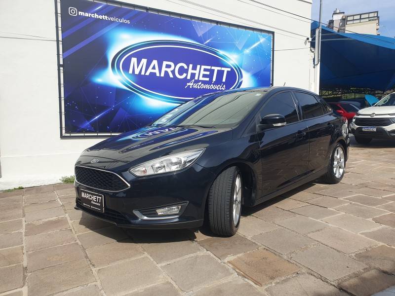 FORD - FOCUS - 2018/2019 - Preta - R$ 59.990,00