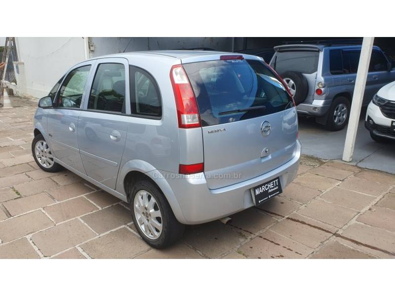 CHEVROLET - MERIVA - 2005/2005 - Prata - R$ 23.500,00