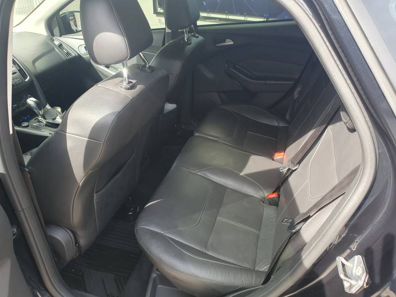 FORD - FOCUS - 2018/2019 - Preta - R$ 59.990,00