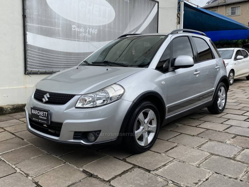 SUZUKI - SX4 - 2011/2012 - Prata - R$ 44.000,00