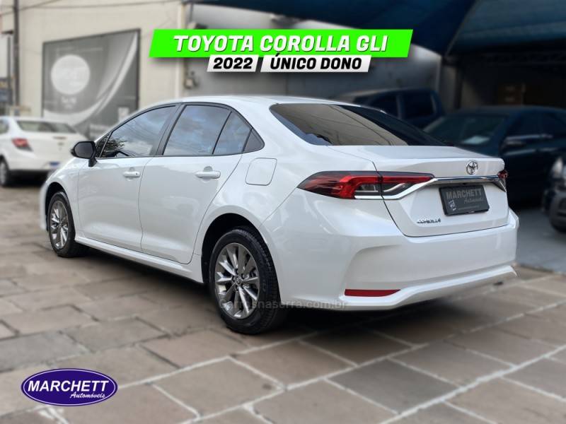 TOYOTA - COROLLA - 2021/2022 - Branca - R$ 116.990,00