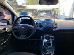 FORD - FIESTA - 2013/2014 - Branca - R$ 44.000,00