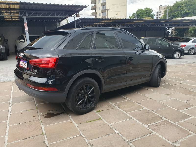 AUDI - Q3 - 2017/2017 - Preta - R$ 103.990,00