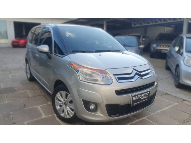 CITROËN - C3 PICASSO - 2013/2014 - Prata - R$ 37.900,00