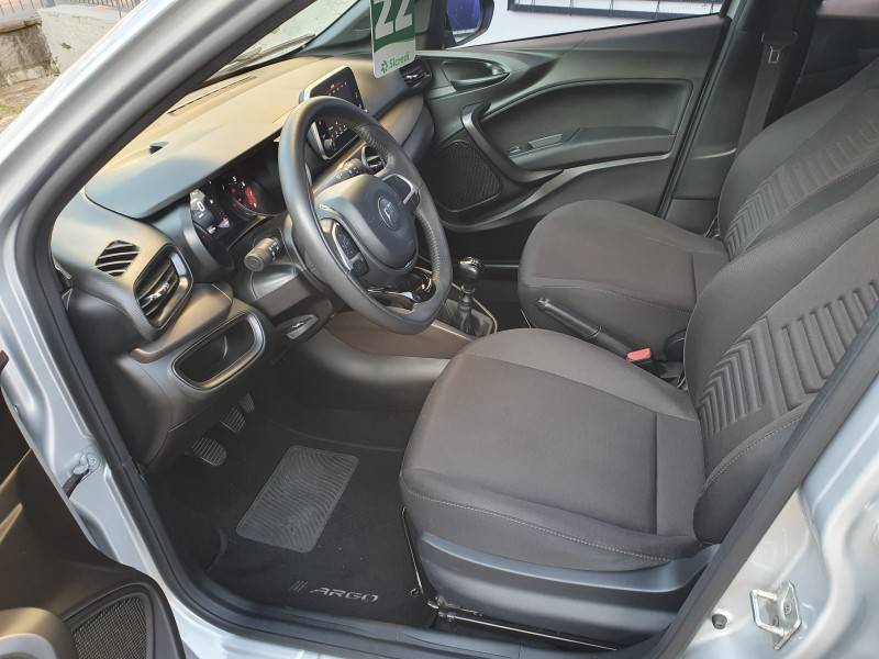 FIAT - ARGO - 2021/2022 - Prata - R$ 63.990,00