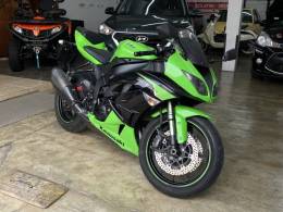 KAWASAKI - NINJA ZX-6R 600CC - 2011/2012 - Verde - R$ 40.990,00