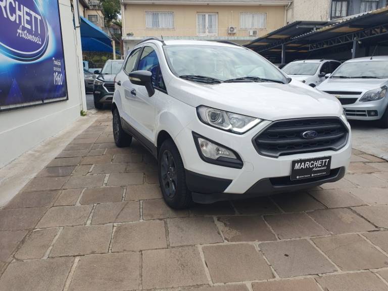 FORD - ECOSPORT - 2017/2018 - Branca - R$ 72.990,00
