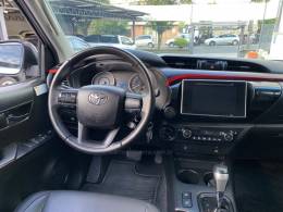 TOYOTA - HILUX - 2018/2018 - Branca - R$ 162.990,00