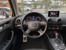 AUDI - A3 - 2016/2016 - Prata - R$ 81.000,00