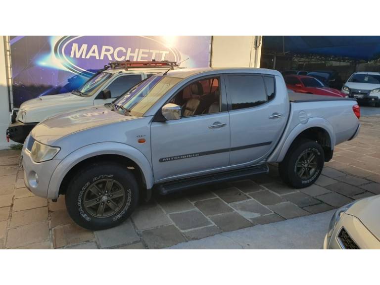 MITSUBISHI - L200 TRITON - 2009/2009 - Prata - R$ 87.500,00