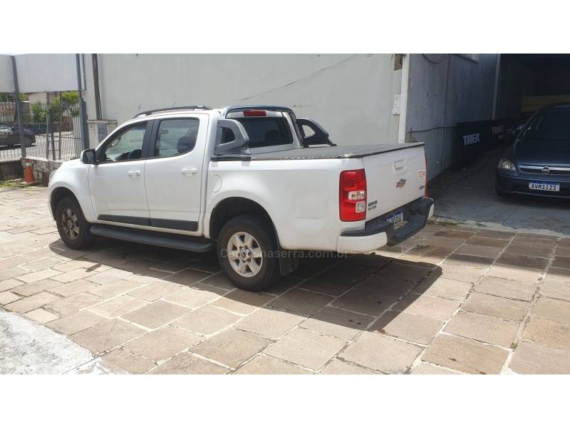 CHEVROLET - S10 - 2014/2015 - Branca - R$ 92.999,00