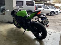 KAWASAKI - NINJA ZX-6R 600CC - 2011/2012 - Verde - R$ 37.990,00