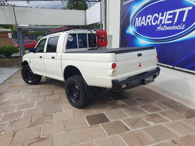 MITSUBISHI - L200 - 2010/2010 - Branca - R$ 73.000,00