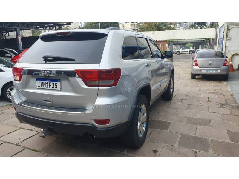 JEEP - GRAND CHEROKEE - 2011/2012 - Prata - R$ 79.900,00